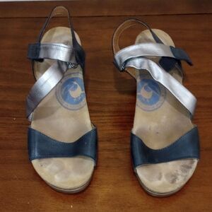 WANDA PANDA Women's Wandar Sandal Black & Silver - Size  EU 40  / US 9.5 - 10